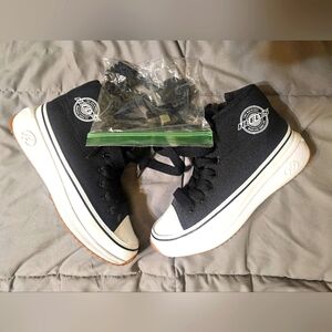 HEELYS Veloz Sneakers - Size 7 Big Kids  NWOT